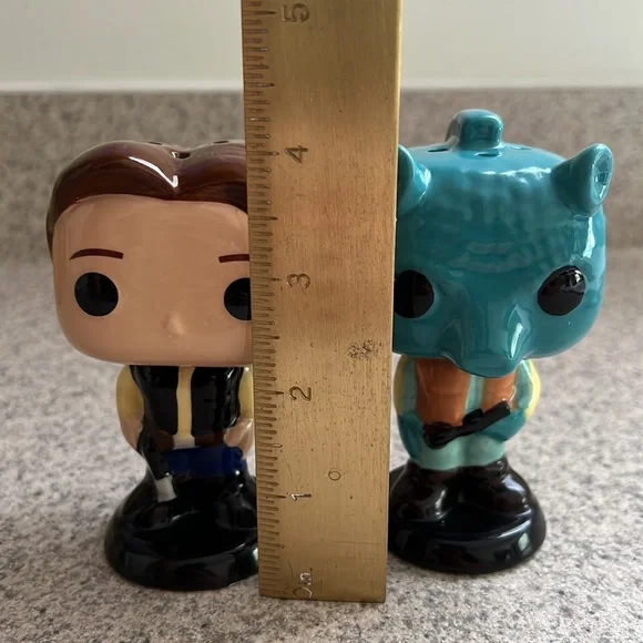 FUNKO POP HOME STAR WARS SALT AND PEPPER SHAKERS HAN SOLO AND GREEDO - Picture 5 of 7